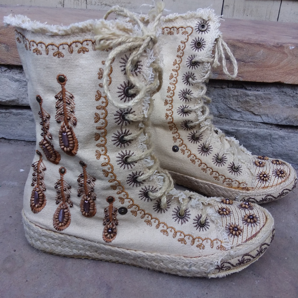 embellished lace up  festival moccasins size 6